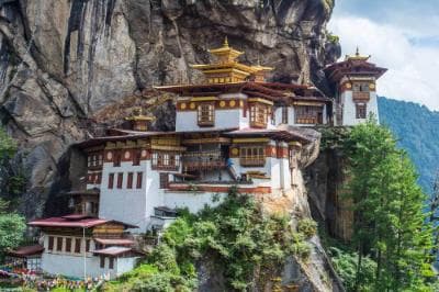 Phuentsholling, Paro, Thimpu (7n/8d)
