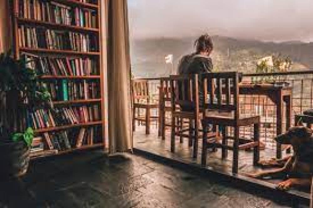 Illiterati Books & Coffee
