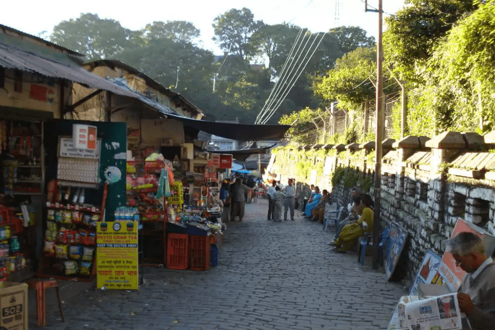 Mall Road Kasauli