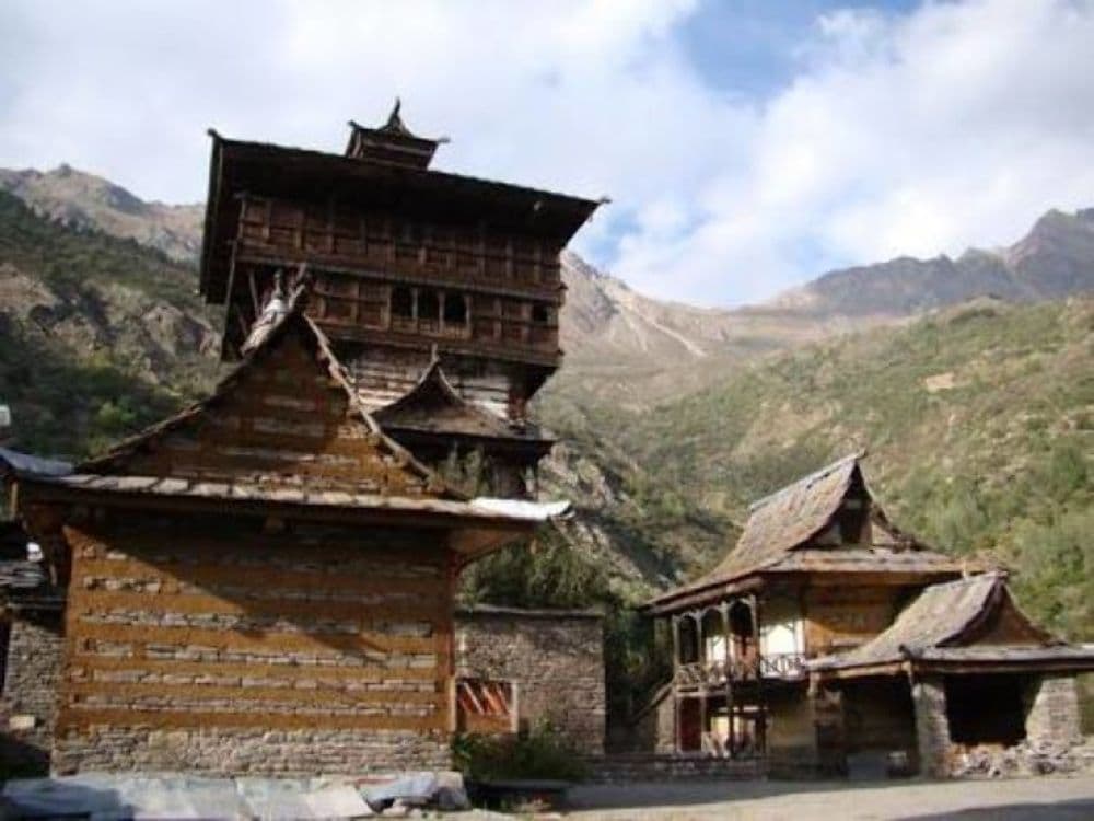 Kamru Fort Sangla