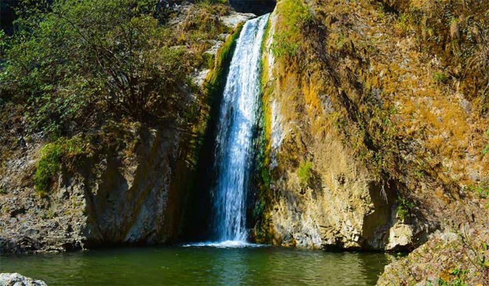 Jharipani Falls