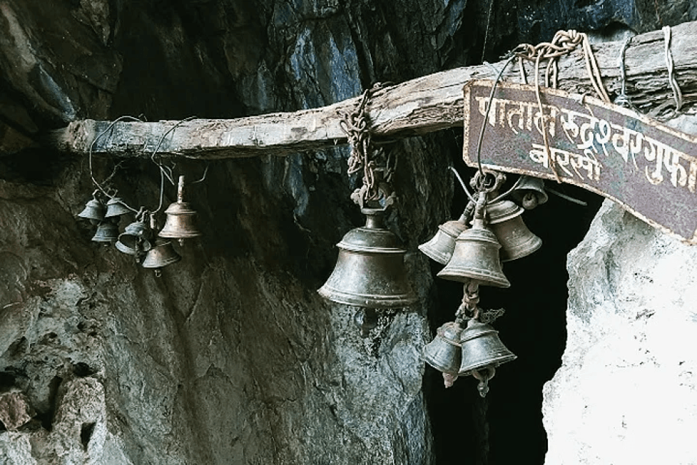 Patal Rudreshwar