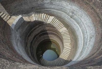 Helical Stepwell