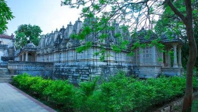 Kumbhariya Jain Temples