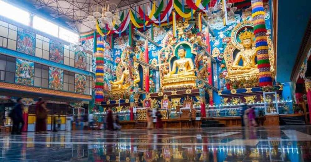 Bylakuppe (Namadroling Monastery)