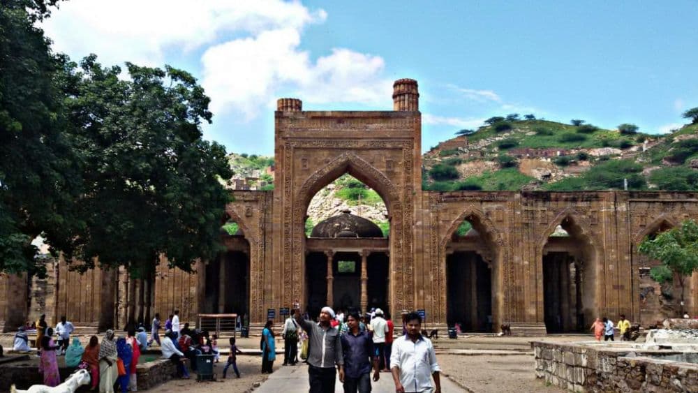 Adhai Din Ka Jhonpra Mosque