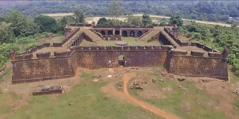 Corjuem Fort
