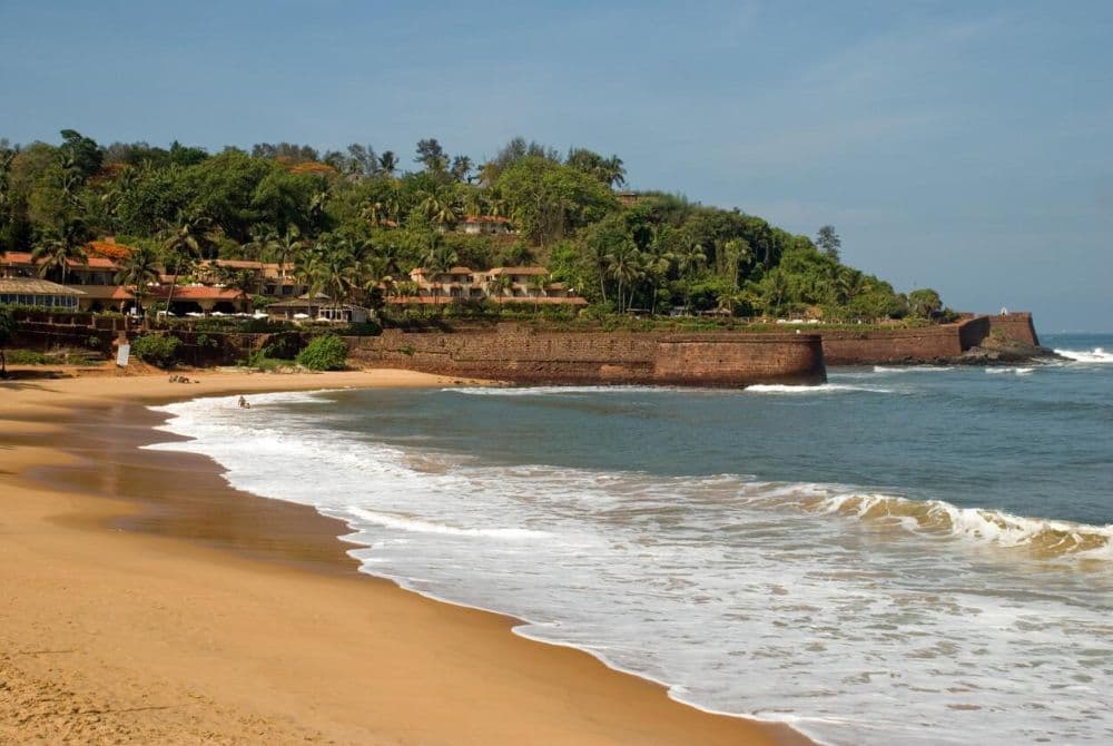 Sinquerim Beach