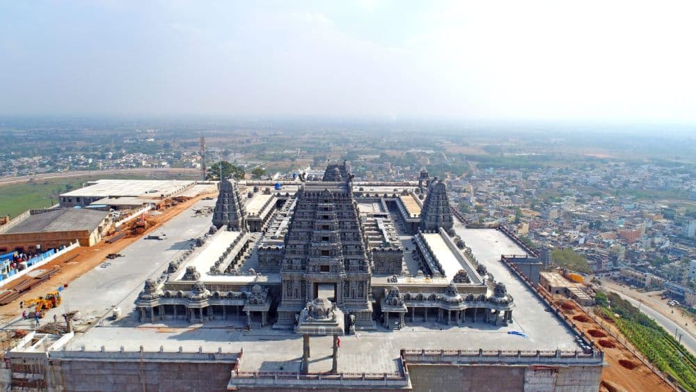 Yadagirigutta (Lakshmi Narasimha Temple)