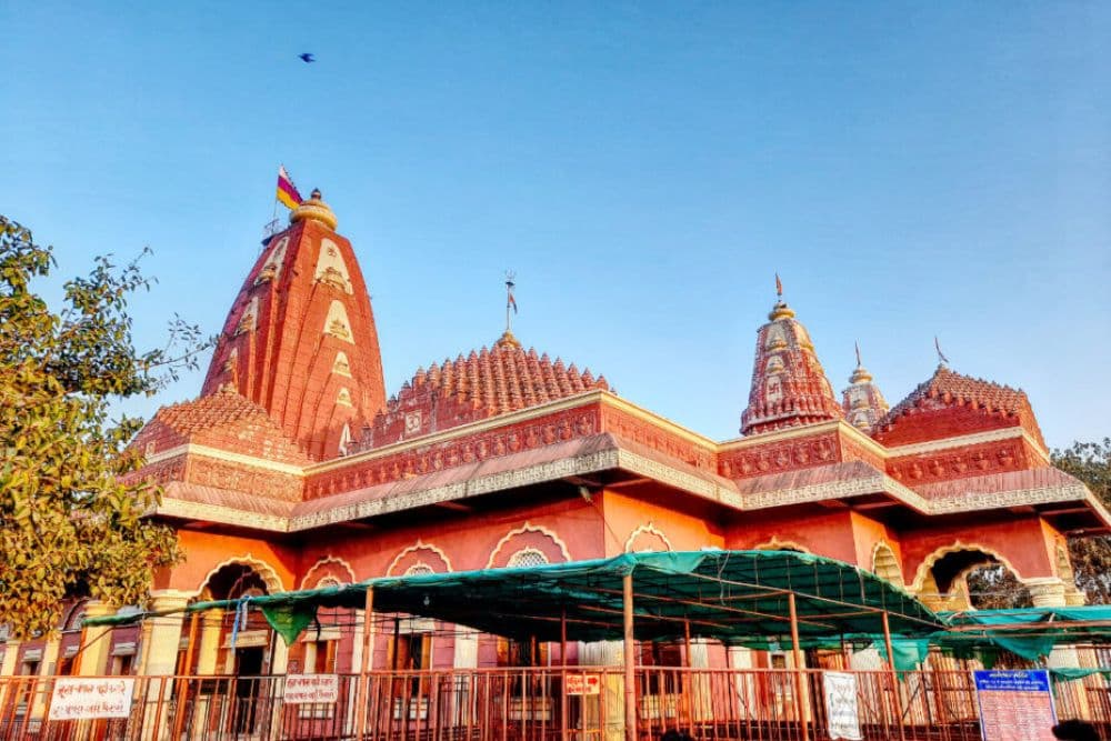 Nageshwarnath Temple