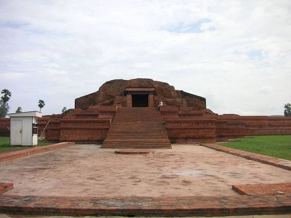 Colganj Rock Cut Temples