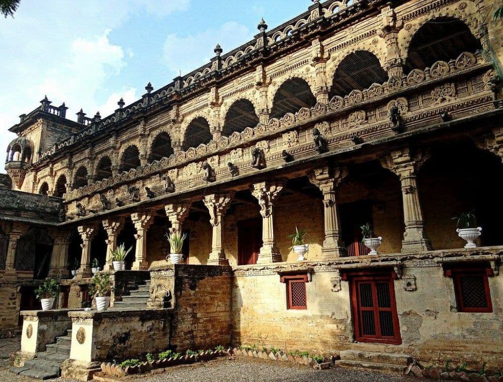 Naulakha Palace