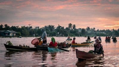 Floating Market Lok Baintan