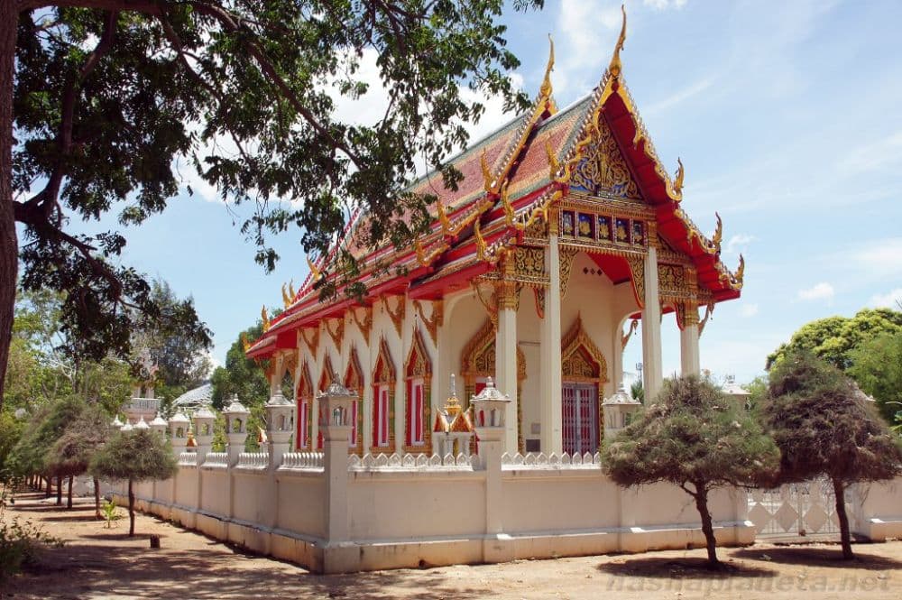 Wat Bor Fai