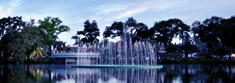Kambang Iwak Besak Park