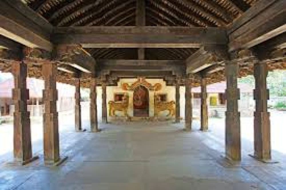 Embekka Devalaya