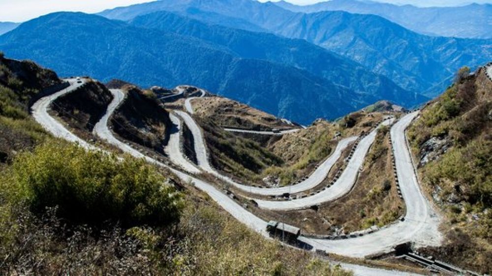 Jelepla Pass Viewpoint