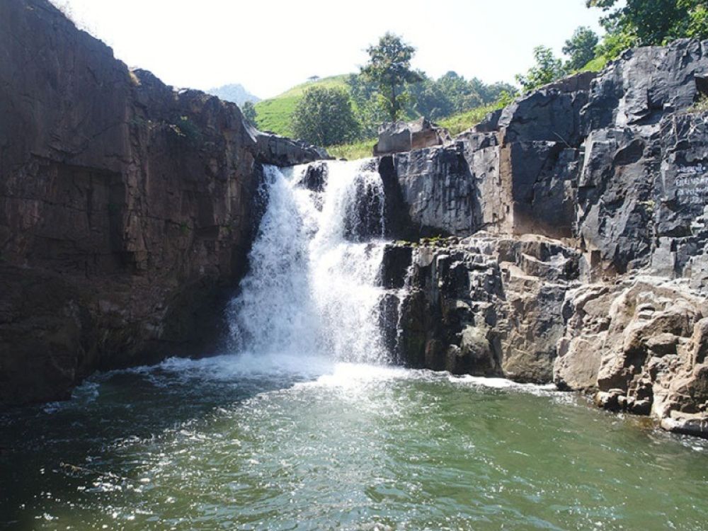 Zarwani Waterfall