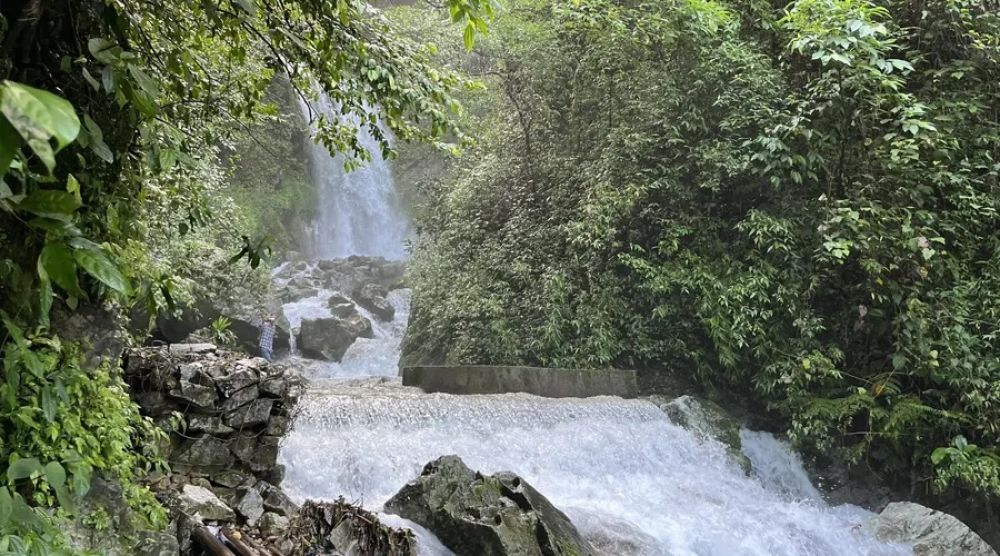 Sirki Waterfall