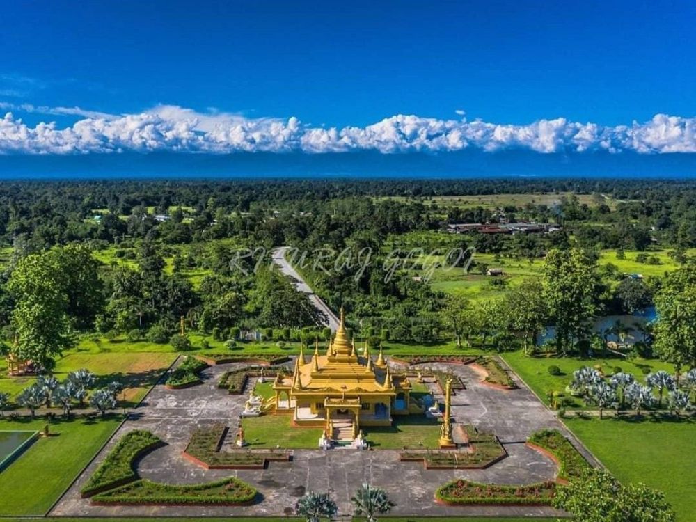 Golden Pagoda (Kongmu Kham)