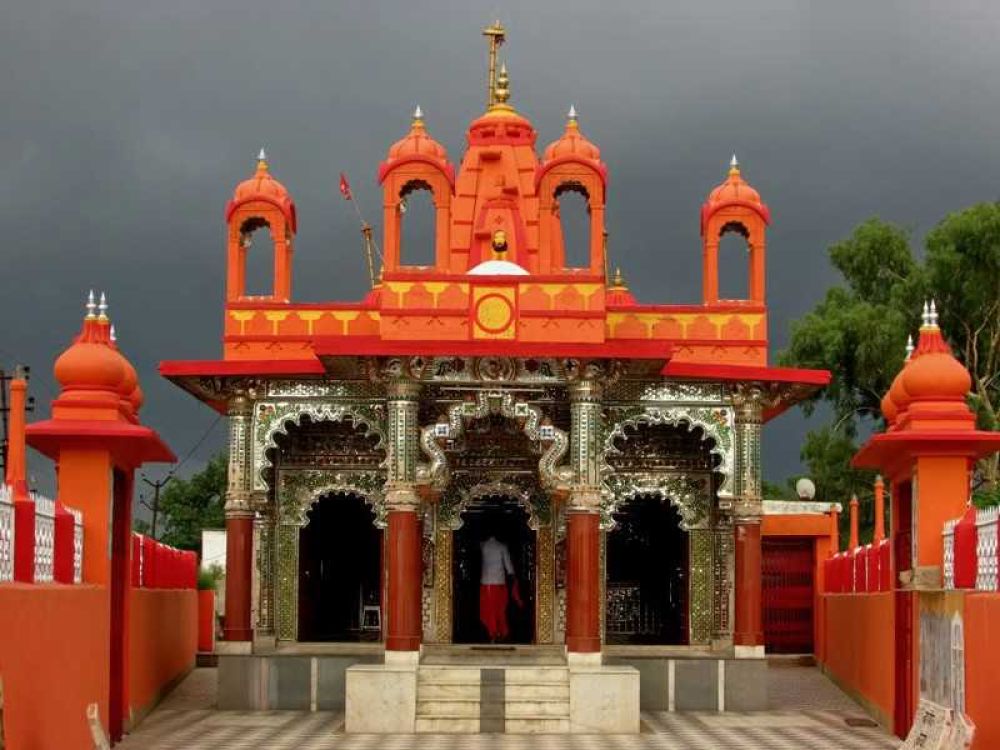 Dwarkadheesh Temple