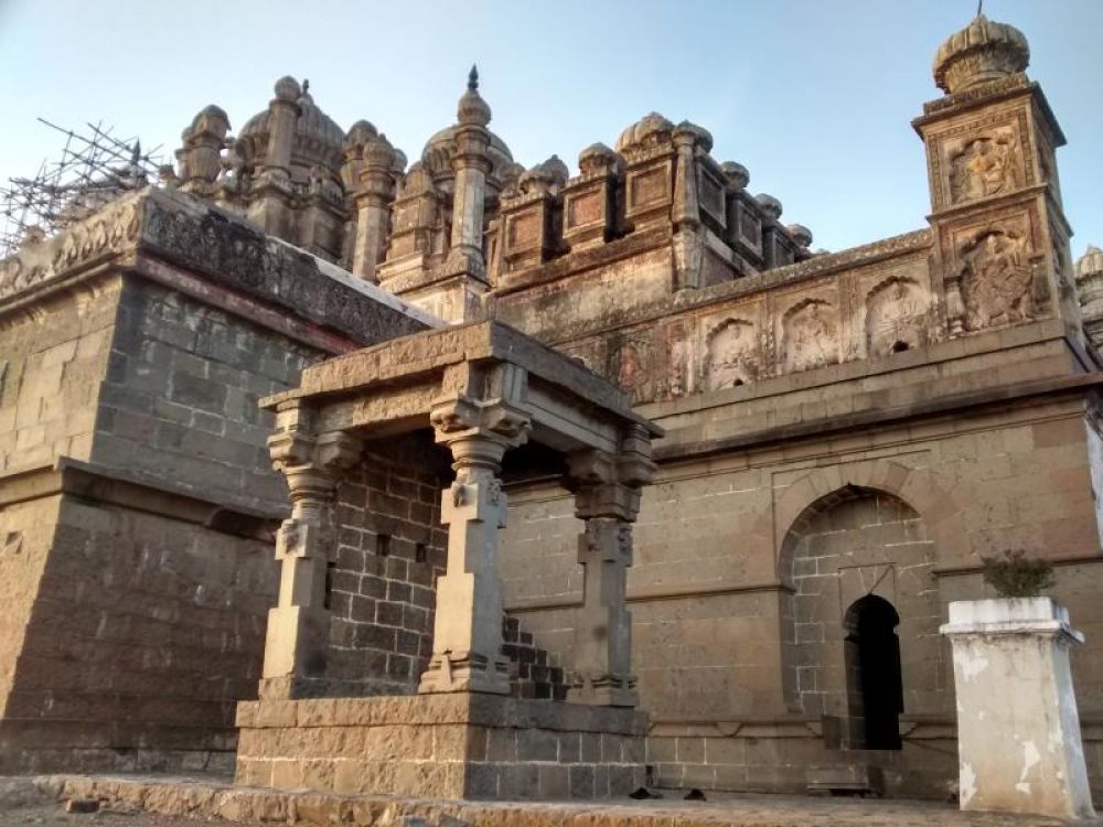 Bhuleshwar Temple