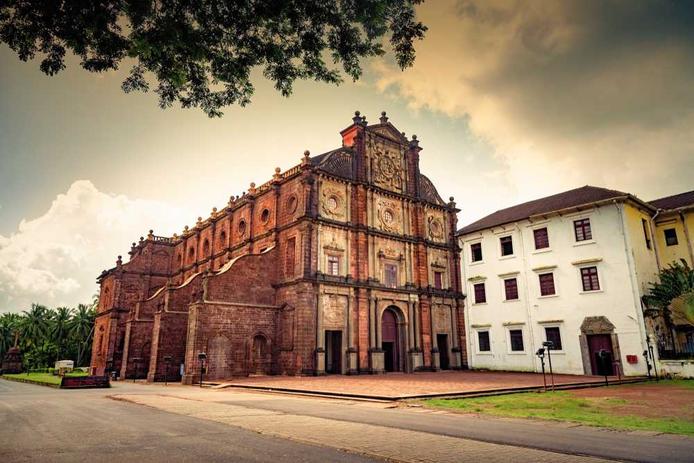 Basilica Of Bom Jesus Tourism (North Goa) (2024) - A Complete Travel Guide