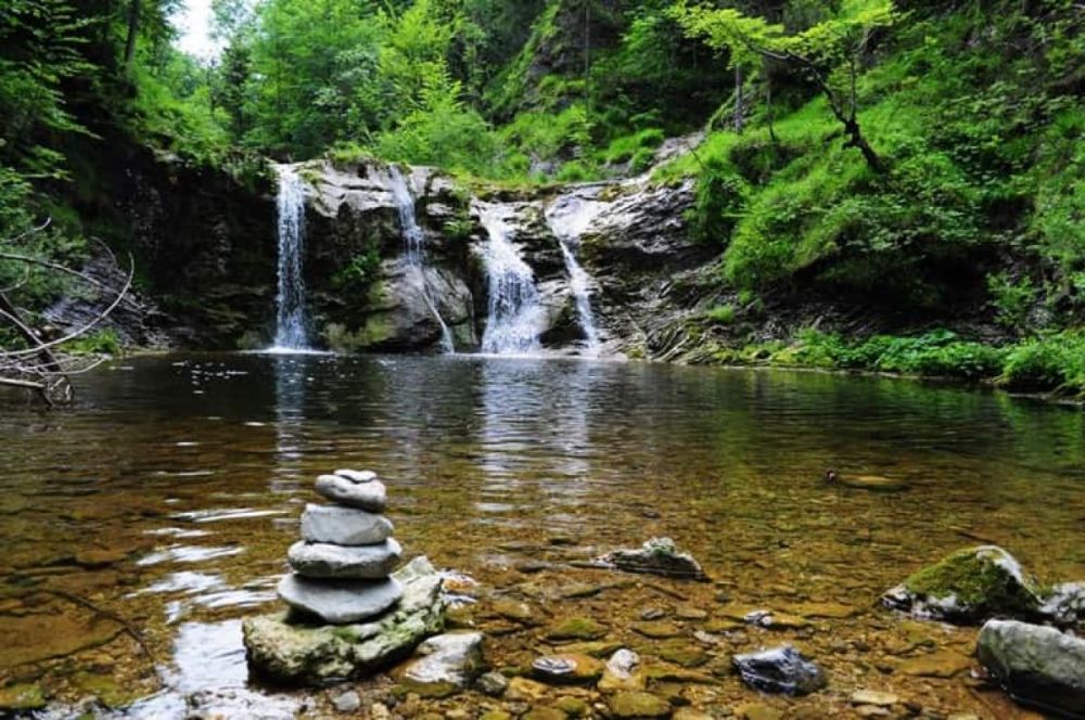 Apsara Vihar (Fairy Pool)