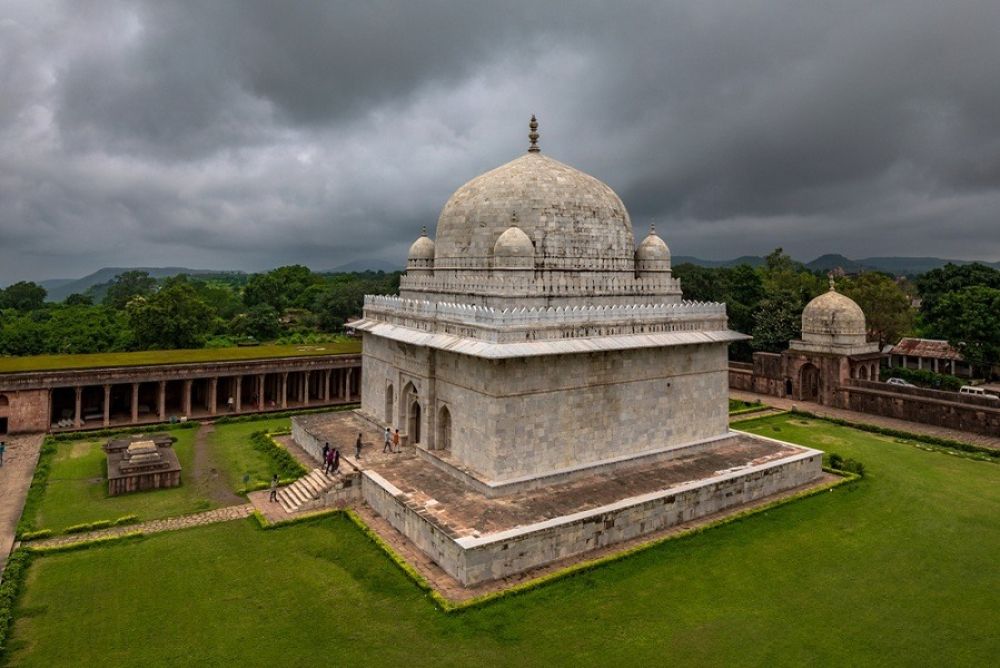 Hoshang Shah's Tomb