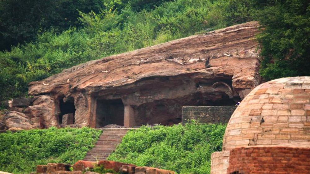 Guntupalli Caves