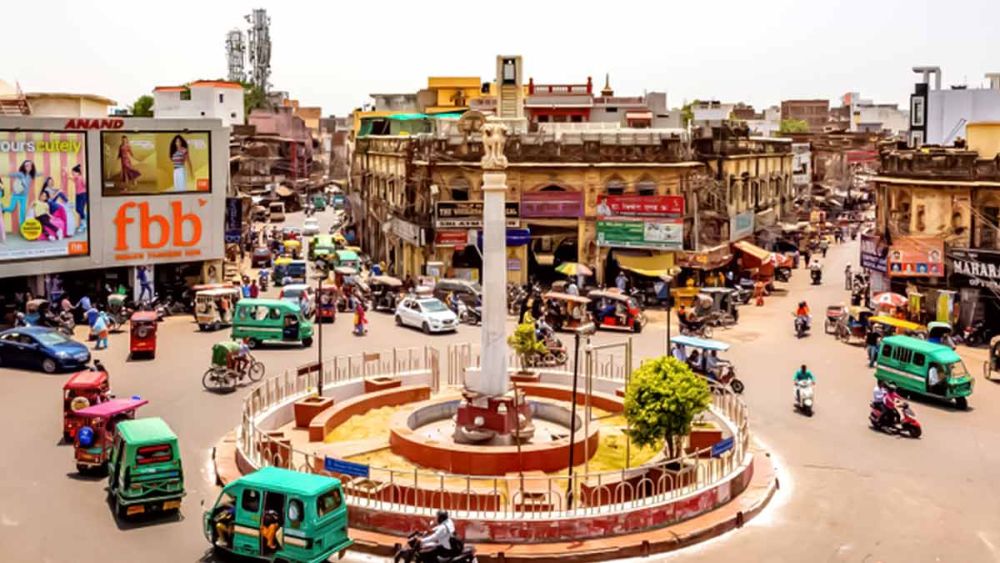 Hazratganj Market