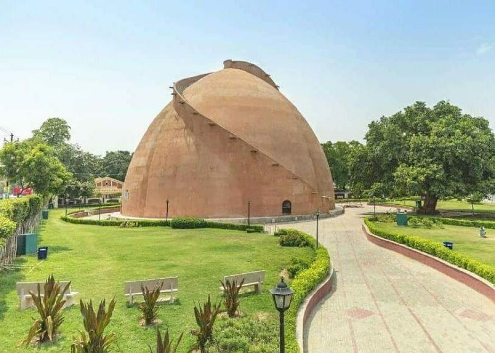 Golghar