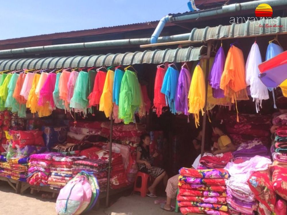Moreh Market