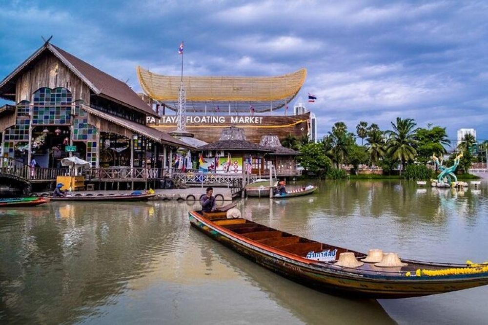 Pattaya Floating Market