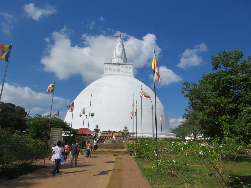 Mirisawetiya Stupa