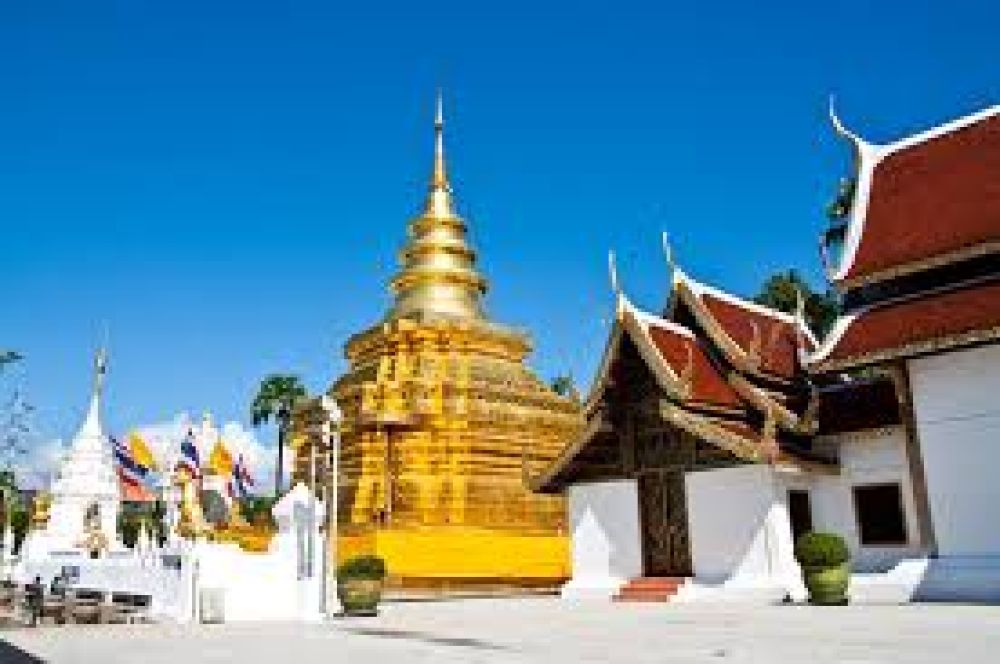 Wat Phra Thong Temple