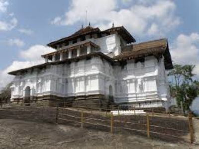 Lankatilaka Temple