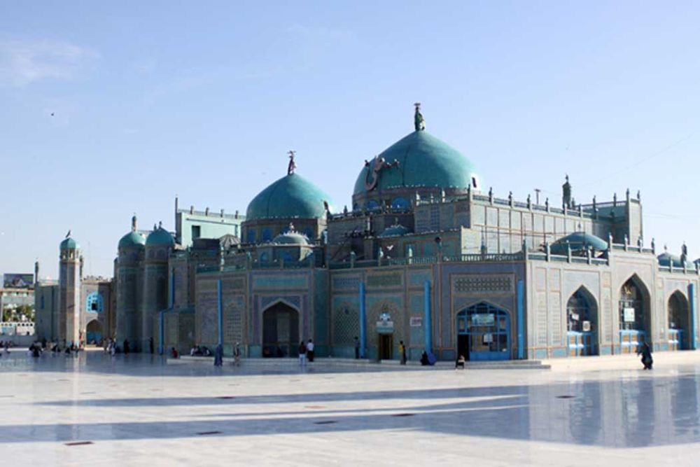 Blue Mosque (Shrine of Ali)