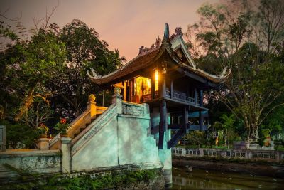 One Pillar Pagoda (Chua Mot Cot)