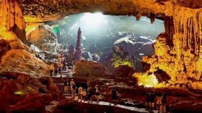 Thien Cung Cave (Heavenly Palace Cave)