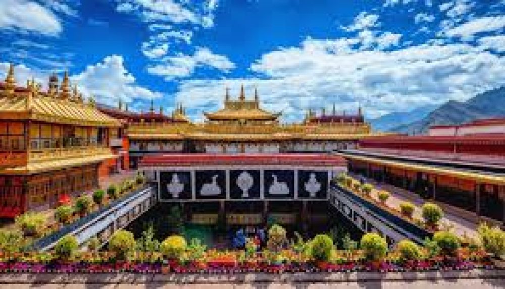 Jokhang Temple Tourism (Lhasa) (2025) - A Complete Travel Guide