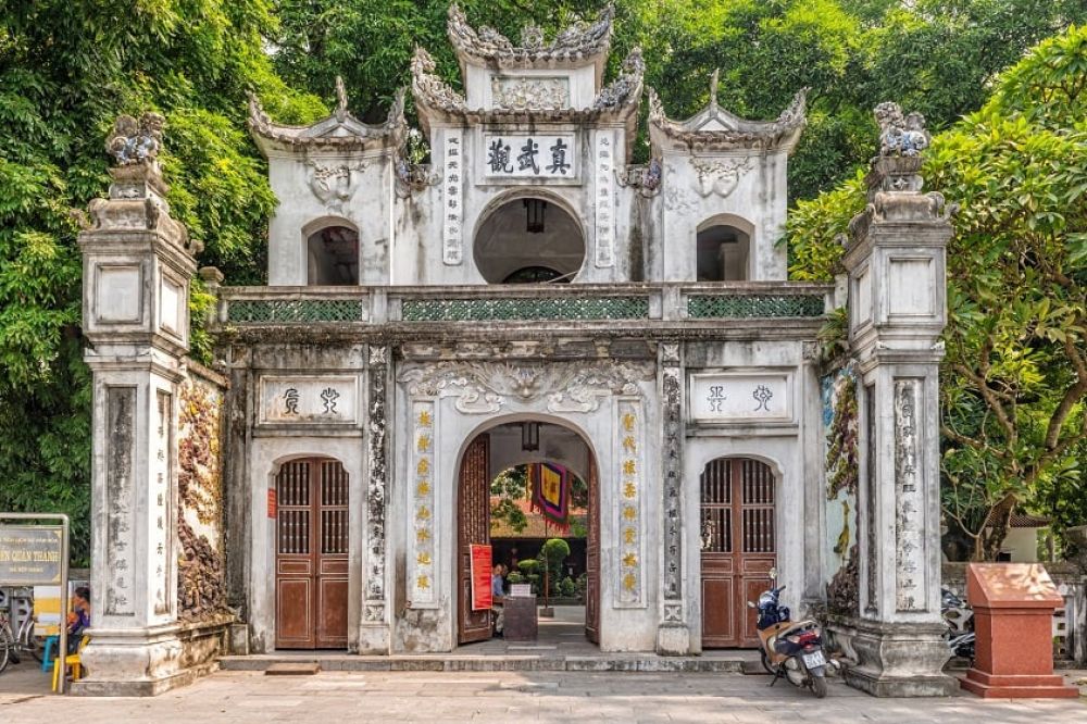 Quan Thanh Temple