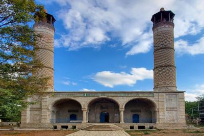 Yukhari Govhar Agha Mosque