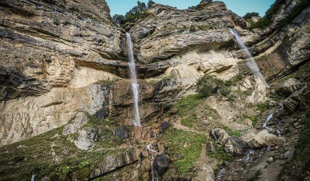 Mamrukh Waterfall