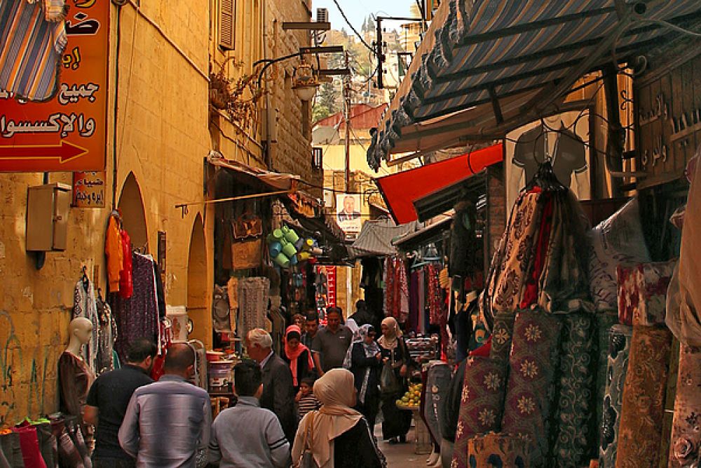 Al Hammam Street Bazaar