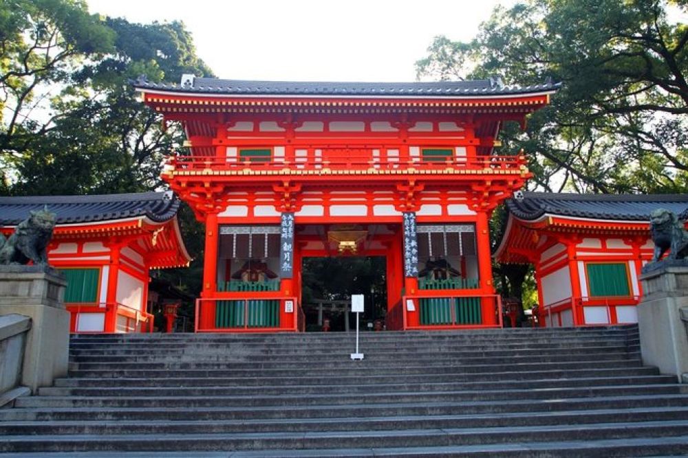 Yasaka Shrine