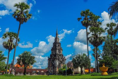 That Ing Hang Stupa