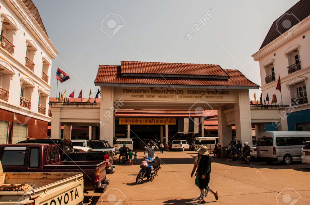 Pakse Market