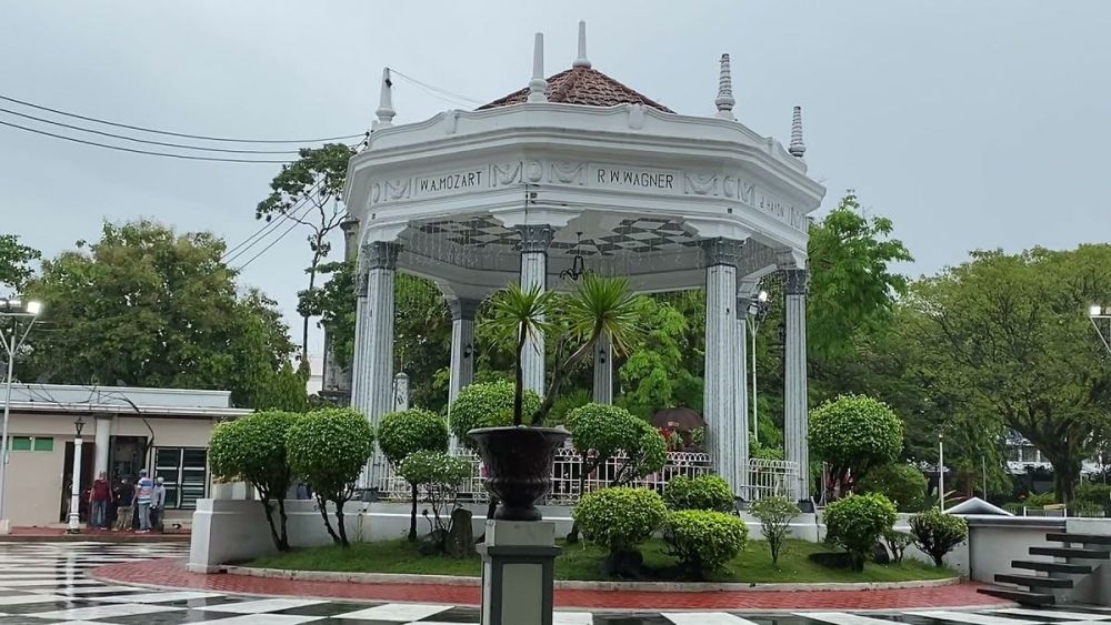 Historical Places To Visit Near Bacolod Public Plaza (Bacolod) In 2025