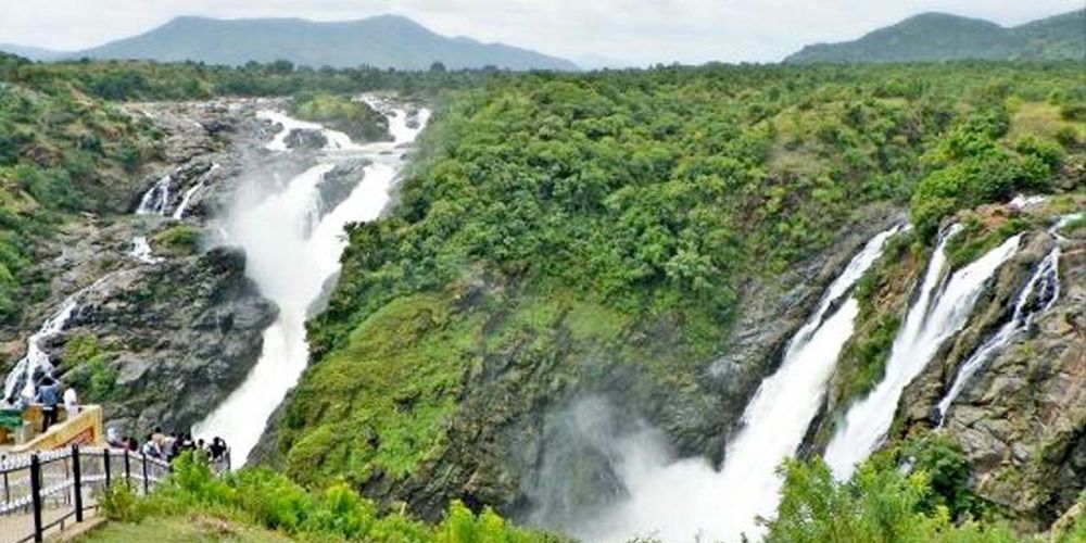 Manikya Dhara Falls